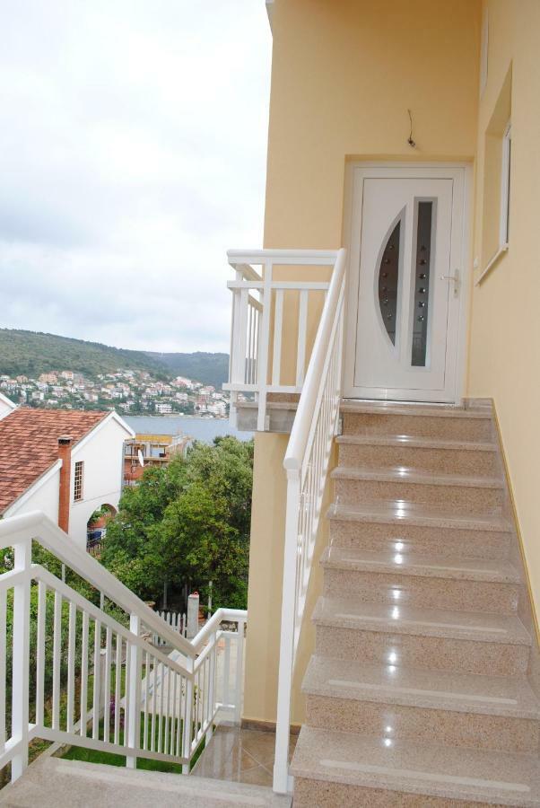 Ciovo Apartments تروغير المظهر الخارجي الصورة